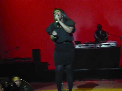 Jazmine Sullivan-After The Hurricane (Live) - YouTube