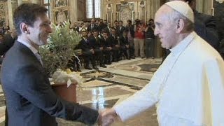 Lionel Messi meets Pope Francis ahead of Italy v Argentina friendly - no comment