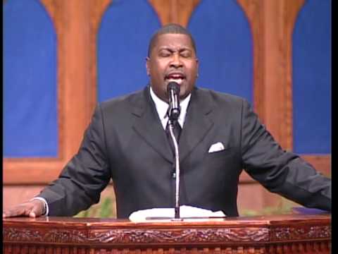 Pastor E. Dewey Smith Singing "Thank You" - YouTube