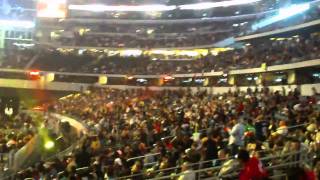 Pacquiao Margarito wave Cowboys Stadium