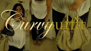 curvy outfit - jeans, top bianco e zeppe, sta sicura che non sbagli!