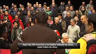 Periodista pregunta a expresos etarras si pedirán perdón por sus crímenes durante acto en Durango