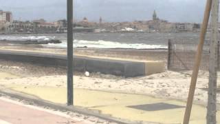 Tempesta di sabbia in Riviera del Corallo