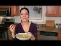 Spaghetti Aglio e Olio - Garlic Spaghetti Recipe - Laura Vitale - Laura in the Kitchen Ep 324