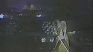 Van Halen - Unchained - Caracas, Venezuela - 1983 - YouTube