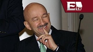 Carlos Salinas de Gortari fue confrontado por jóvenes en Londres / Andrea Newman