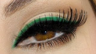 1 - Kim Kardashian makeup - Green Eyeliner