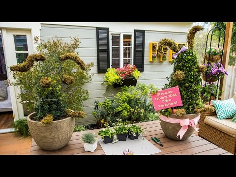 Hallmark Channel Home & Family 2129 - Topiary Easter Bunny