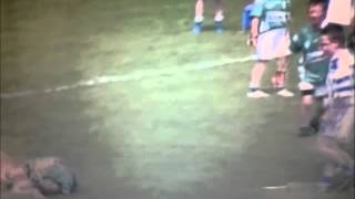 2 young lads know how its done ! - GAA