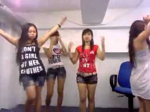 CEWEK GOYANG BUGIL - YouTube