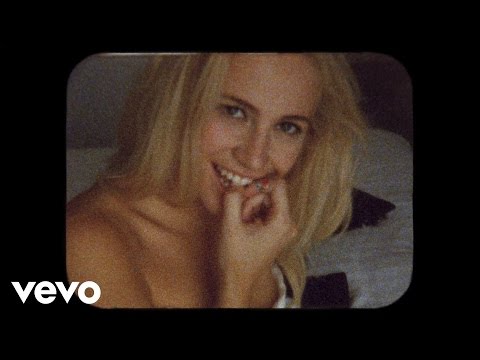 Pixie Lott выпустила клип на сингл “Break Up Song” Pixie Lott выпустила клип на сингл “Break Up Song”