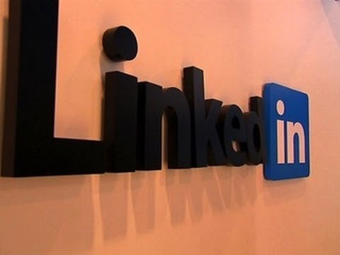 CNET News - How LinkedIn can help students get into college - YouTube