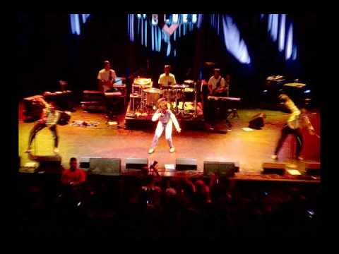 03 "HOLD THE LINE (MAJOR LAZER)xYOULL FIND A WAY RMX" SANTIGOLD (LIVE ...