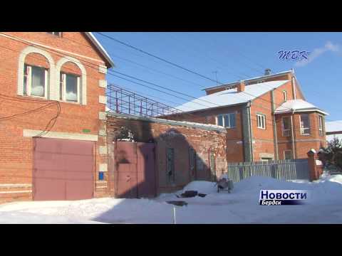 В Бердске у перевозчика из-за короткого замыкания в гараже сгорели 10 автомобилей В Бердске у перевозчика из-за короткого замыкания в гараже сгорели 10 автомобилей