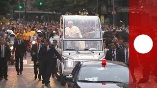 Papa Francesco è a Rio. Bloccato in mezzo al traffico