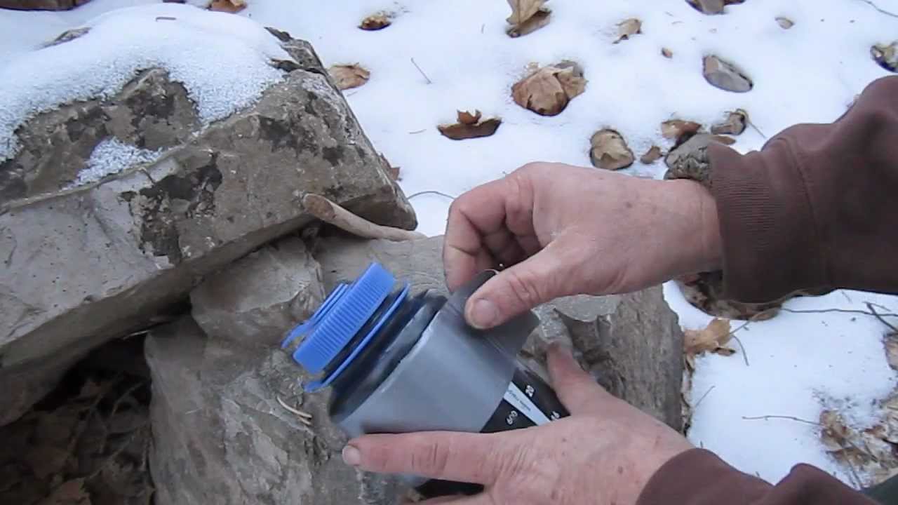 Duct Tape Fire Starter w/magnesium bar - YouTube