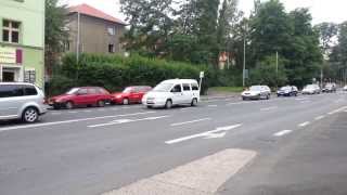 Ústečtí taxikáři uctili památku ubodané kolegyně smuteční kolonou. Ústí nad Labem 5.8.2013