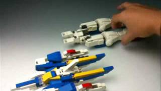 Playing with LEGO : V2 GUNDAM transformation
