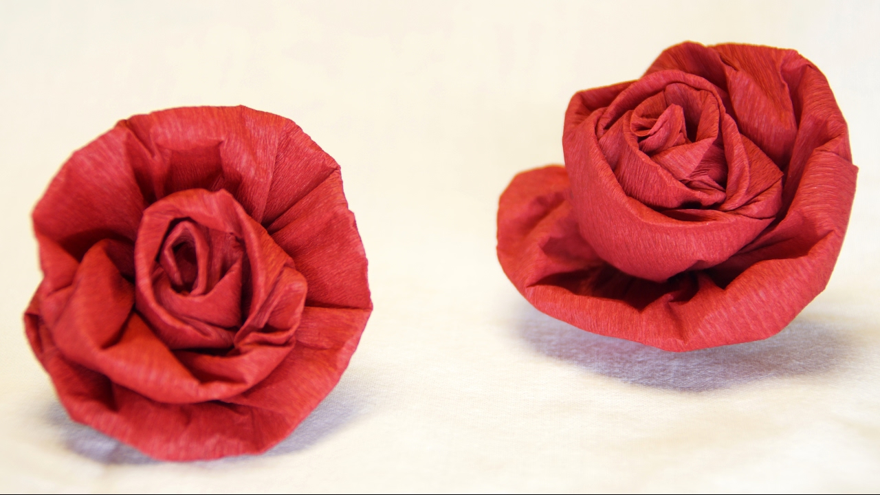 Blumen basteln: Rose aus Krepppapier, Feinkrepp basteln ...