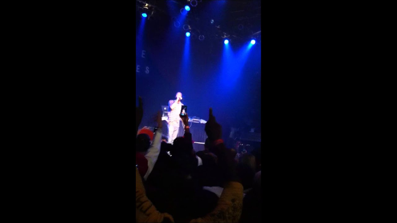 Meek Mill - Traumatized (Freestyle)[LIVE IN CHICAGO 2013] - YouTube