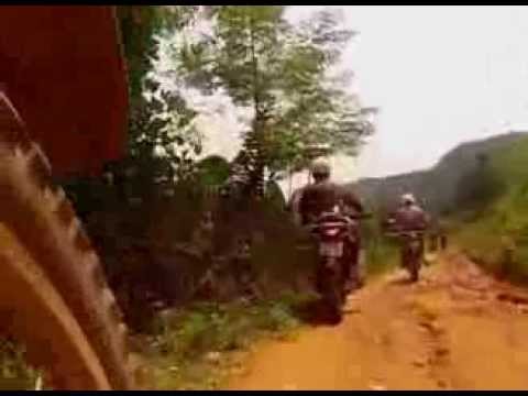 Cuong's Motorbike Adventure Honda CRF Hoa Binh test