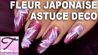 Nail art One Stroke Papillon Fleuri