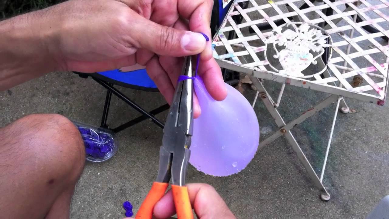 How To Tie a Water Balloon without getting pruney fingers YouTube