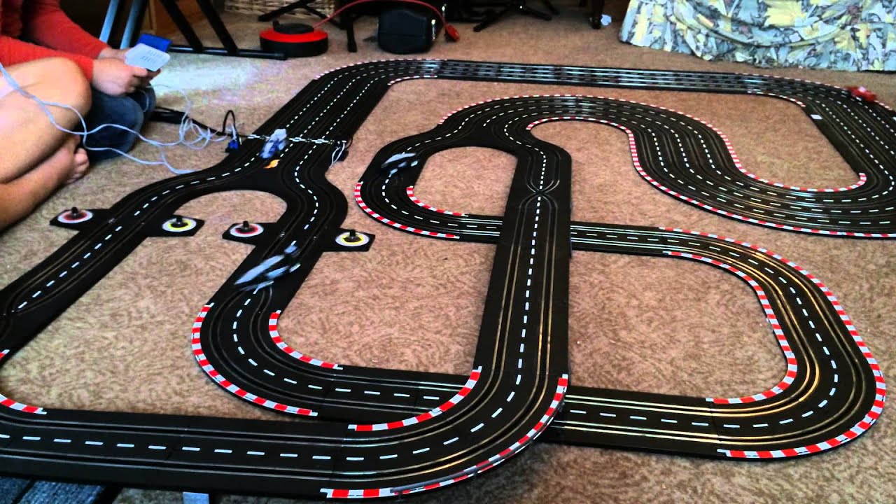 HotWheels Electric Racing Formula Pro Challenge 4 Track