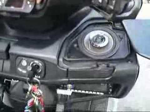 suzuki burgman 400 - YouTube suzuki burgman 125 fuse box location 