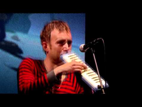 gorillaz clint eastwood brits performance