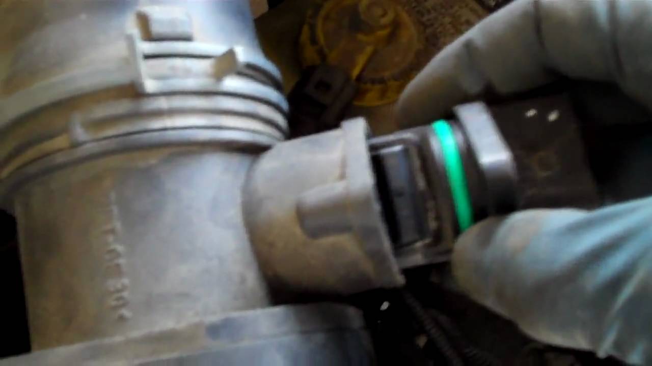 How To Fix The Maf Mass Air Flow Sensor On A Volkswagon