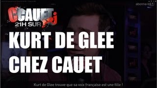 Kurt de Glee trouve que sa voix française est une fille ! - C'Cauet sur NRJ