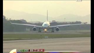 L'arrivo di Papa Francesco all'Aeroporto do Galeao di Rio de Janeiro