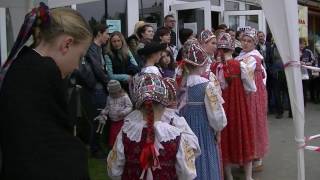 Detský folklórny súbor Radosť z Bystrice šíri radosť, tanec a spev v zahraničí