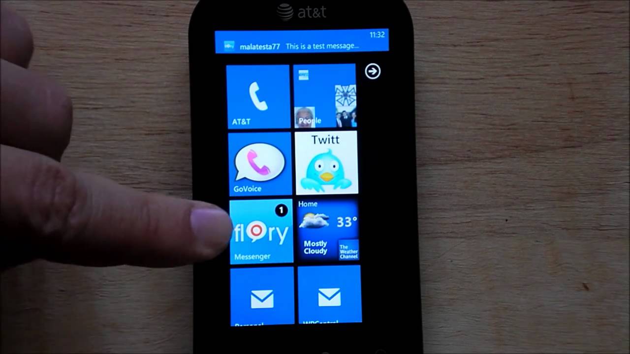 Flory - Gtalk IM app for Windows Phone 7 - YouTube