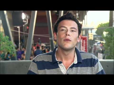 Glee Finn Hudson interviews Kurt Hummel for the Lima Star Views 3 