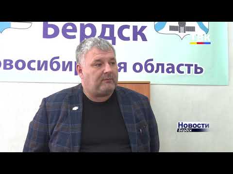 «Мы готовы вам помочь, но вы выйдите, вот эти кучи, которые вы навалили, сбросьте на дорогу» (Максим Совбанов) «Мы готовы вам помочь, но вы выйдите, вот эти кучи, которые вы навалили, сбросьте на дорогу» (Максим Совбанов)
