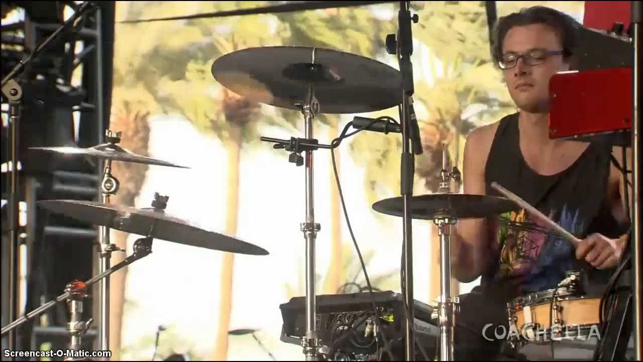 James Blake Coachella CMYK 2013 - YouTube