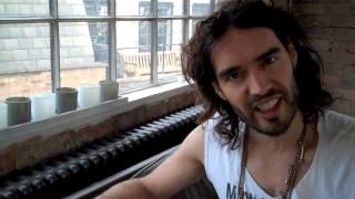 1.Diana Still Dead! 2.Renee Zellweger Dying: Russell Brand The Trews Ep.12 video