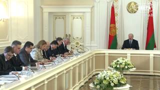 Лукашенко требует кардинального улучшения финансового состояния системы потребкооперации