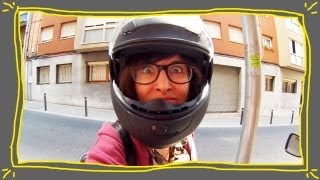 ¿Te llevo en moto?