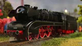 Modellbahn Dampflokomotive BR 10 002 der Deutschen Bundesbahn