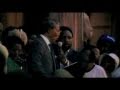 Nelson Mandela s'adresse à la foule au Cap, Afrique du Sud, en 1990