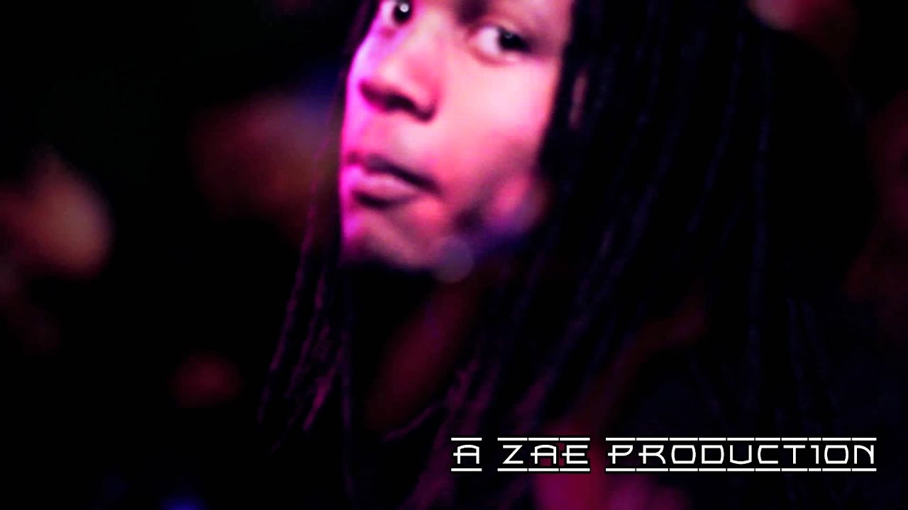 Lil Durk Live @ Reggies (Featuring King Louie) - YouTube