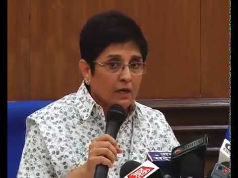 I am very strongly public, but not political: Kiran Bedi - WorldNews