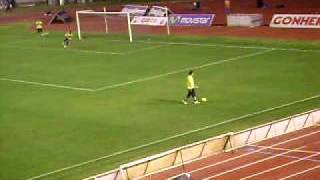 OchOa tiro libre