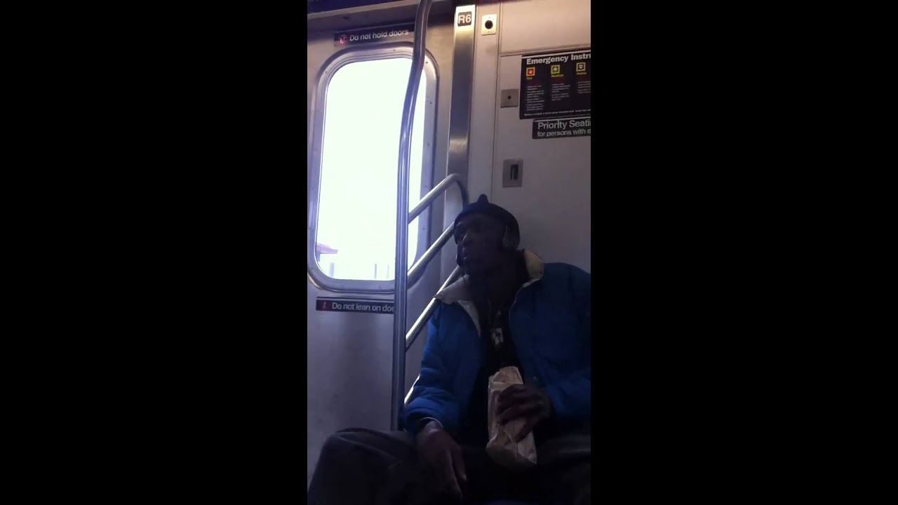 Crackhead going crazy on the 6 train - YouTube