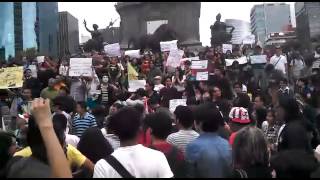 Así el ambiente en el Ángel de la Independencia al inicio de marcha vs #LeyTelecom