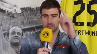 Sokratis singt "Lass das mal den Papa machen"