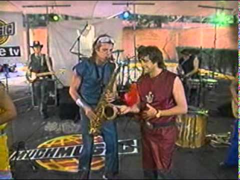 A MI ME VUELVE LOCO TU FORMA DE SER a mi me vuelve loco tu forma de ser: